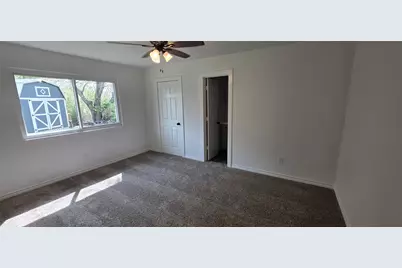 5700 Saddleback Circle, Haltom City, TX 76148 - Photo 8