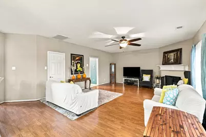 1706 Sunflower Drive, Corinth, TX 76210 - Photo 6