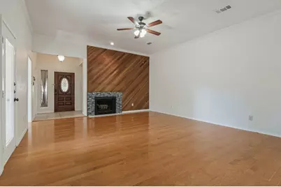 553 Ten Mile Drive, DeSoto, TX 75115 - Photo 2