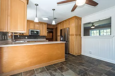 3074 Valwood Parkway, Farmers Branch, TX 75234 - Photo 8