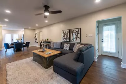 4514 Victor, Dallas, TX 75246 - Photo 2