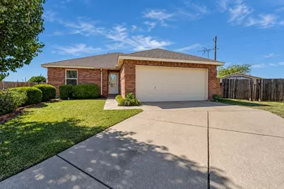 413 Bonnie Court, Anna, TX 75409 - Photo 1