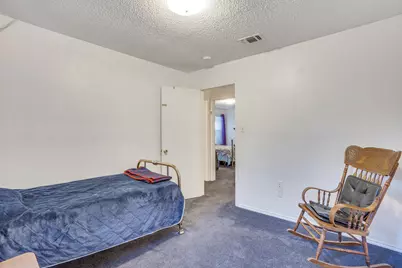 1417 Yorkshire Street, Fort Worth, TX 76134 - Photo 32