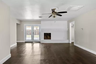 1000 La Villeta Street, Mexia, TX 76667 - Photo 8