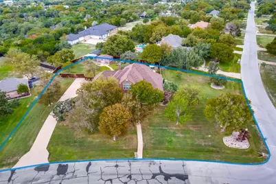 107 Dustin Circle, Hudson Oaks, TX 76087 - Photo 36