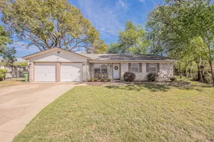 6620 Rickee Ct, Watauga, TX 76148 - Photo 1