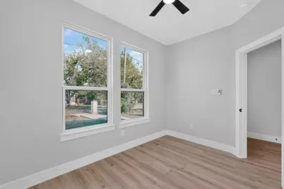1309 N Breckenridge Street, Ennis, TX 75119 - Photo 22