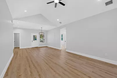 1309 N Breckenridge Street, Ennis, TX 75119 - Photo 10