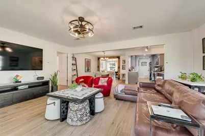 308 N Cottonwood Drive, Richardson, TX 75080 - Photo 22