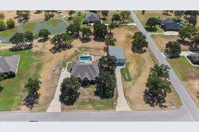 104 Estancia Court, Decatur, TX 76234 - Photo 38