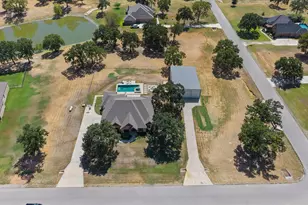104 Estancia Ct, Decatur, TX 76234 - Photo 38