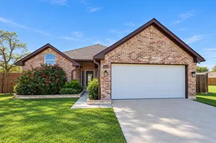 229 Quail Run, Aubrey, TX 76227 - Photo 1