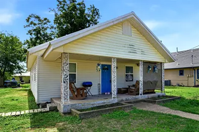 107 2nd Street, Keene, TX 76031 - Photo 2