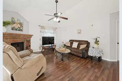 7012 Autumn Lane, Watauga, TX 76148 - Photo 6
