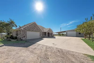 304 Canales Road, Nevada, TX 75173 - Photo 6