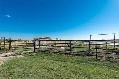 304 Canales Road, Nevada, TX 75173 - Photo 40