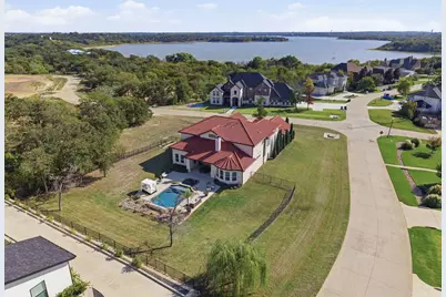 2501 Oak Bluff Drive, Corinth, TX 76210 - Photo 28