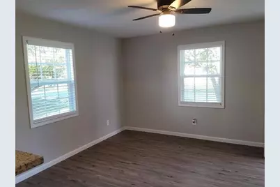 515 19th Street, Grand Prairie, TX 75050 - Photo 8