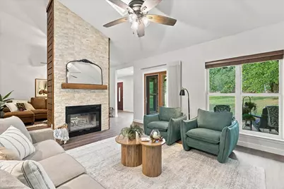 805 W Woodglen Drive, Copper Canyon, TX 75077 - Photo 4