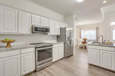1813 W Wall Street, Grapevine, TX 76051 - Photo 14