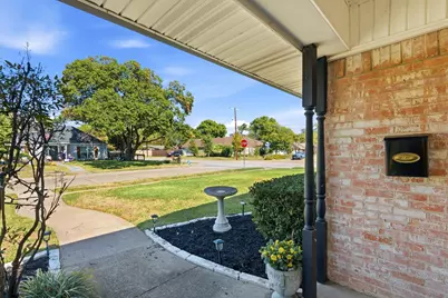 601 Winchester Drive, Richardson, TX 75080 - Photo 4