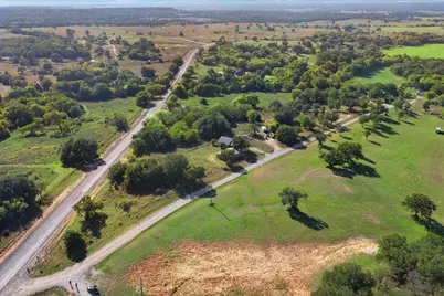 207 Uz Road N, Forestburg, TX 76239 - Photo 4