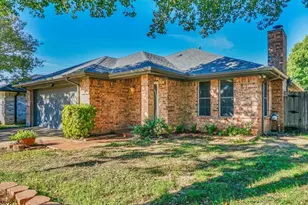 713 Baldridge Rd, Burleson, TX 76028 - Photo 1