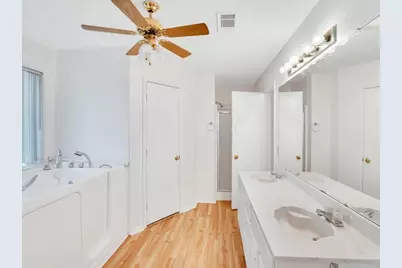 713 Baldridge Road, Burleson, TX 76028 - Photo 18