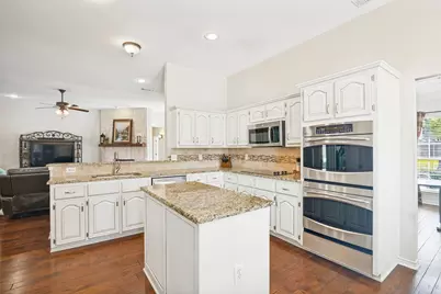 439 Lakehurst Drive, Murphy, TX 75094 - Photo 12