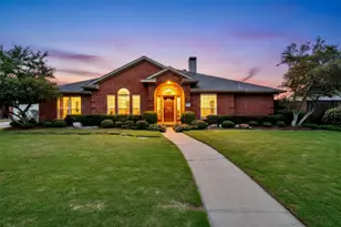 439 Lakehurst Dr, Murphy, TX 75094 - Photo 1