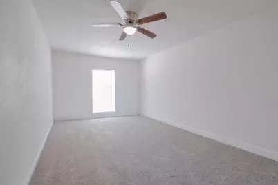 529 Parkside Drive, White Settlement, TX 76108 - Photo 12