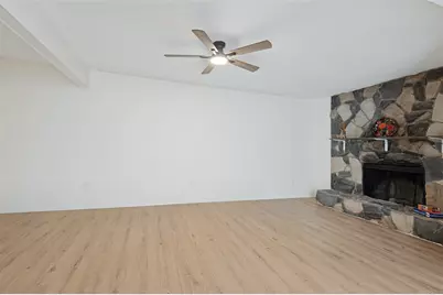 1734 Glen Key Street, Grand Prairie, TX 75051 - Photo 4