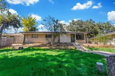 310 Meadowhill Drive, Garland, TX 75043 - Photo 12
