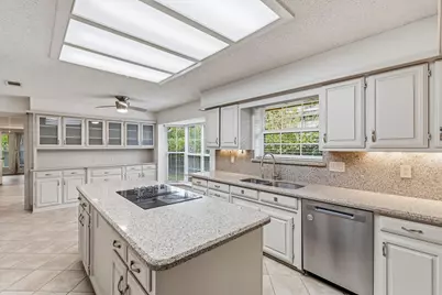 6737 Lake Shore Drive, Garland, TX 75044 - Photo 8