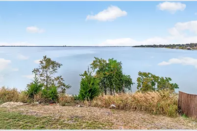 18029 Lake Ray Hubbard Drive, Forney, TX 75126 - Photo 10