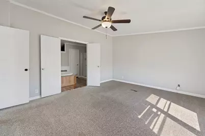 5721 Black Springs Ln, Joshua, TX 76058 - Photo 12