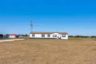 5721 Black Springs Ln, Joshua, TX 76058 - Photo 1