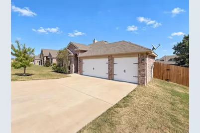 7413 Rose Crest Boulevard, Forest Hill, TX 76140 - Photo 22