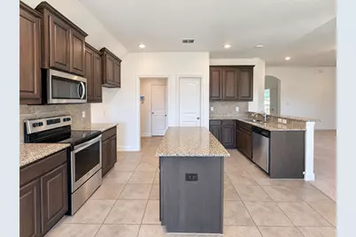 7413 Rose Crest Boulevard, Forest Hill, TX 76140 - Photo 2