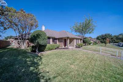 2213 Moore Drive, Plano, TX 75074 - Photo 2