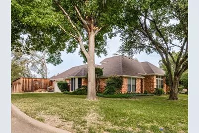 3640 Dahlia Drive, Grand Prairie, TX 75052 - Photo 1