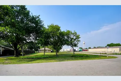 201 W Ash Street, Celina, TX 75009 - Photo 1
