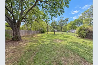 415 Russell Street, White Settlement, TX 76108 - Photo 12