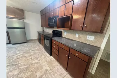 112 Lakeway Lane, Gun Barrel City, TX 75156 - Photo 10