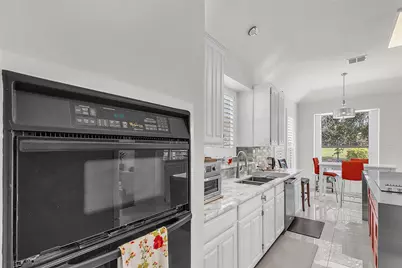 5804 Lafayette Drive, Frisco, TX 75035 - Photo 6