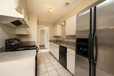 3934 Wind River Court, Irving, TX 75062 - Photo 14