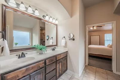404 Brookhollow Lane, Saginaw, TX 76131 - Photo 34