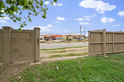 622 Shawnee Trace, Grand Prairie, TX 75051 - Photo 30