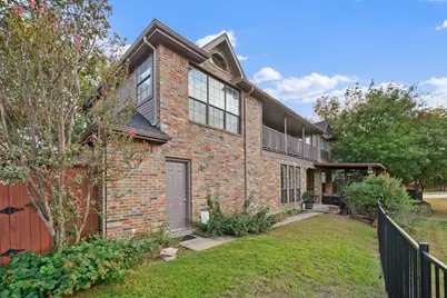 1081 Leisure Lane, Irving, TX 75063 - Photo 32