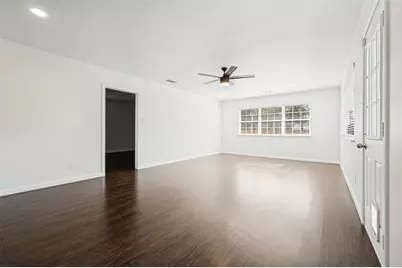 13706 Charcoal Lane, Farmers Branch, TX 75234 - Photo 12